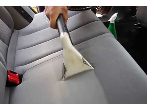 Limpeza de Bancos de Carro