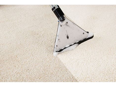 Limpeza de Carpetes à Domicílio em Indaiá